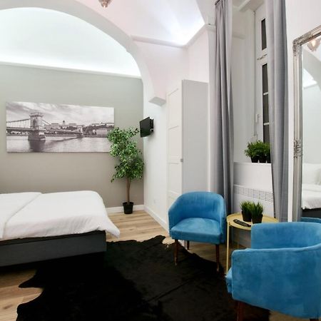 Standard Apartment By Hi5 - Nagysandor Street Boedapest Buitenkant foto