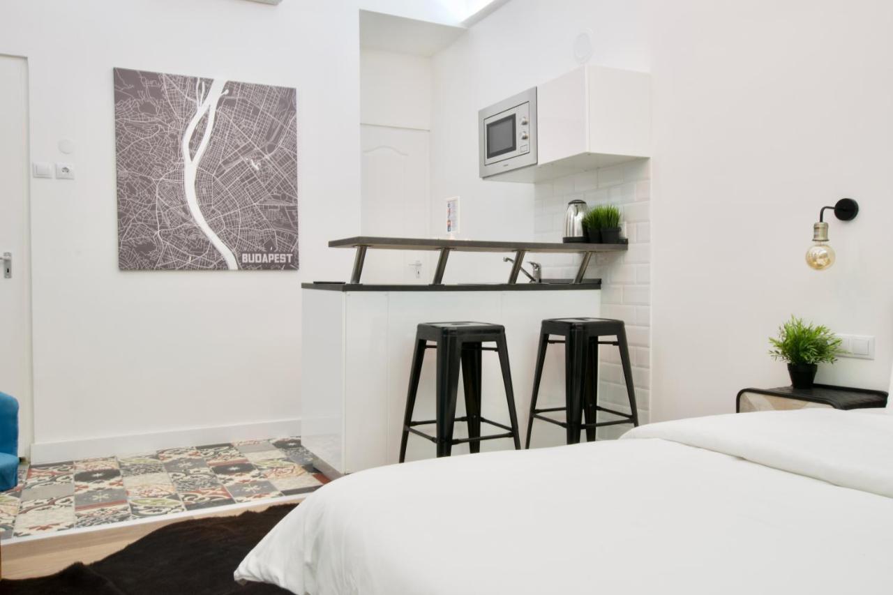 Standard Apartment By Hi5 - Nagysandor Street Boedapest Buitenkant foto