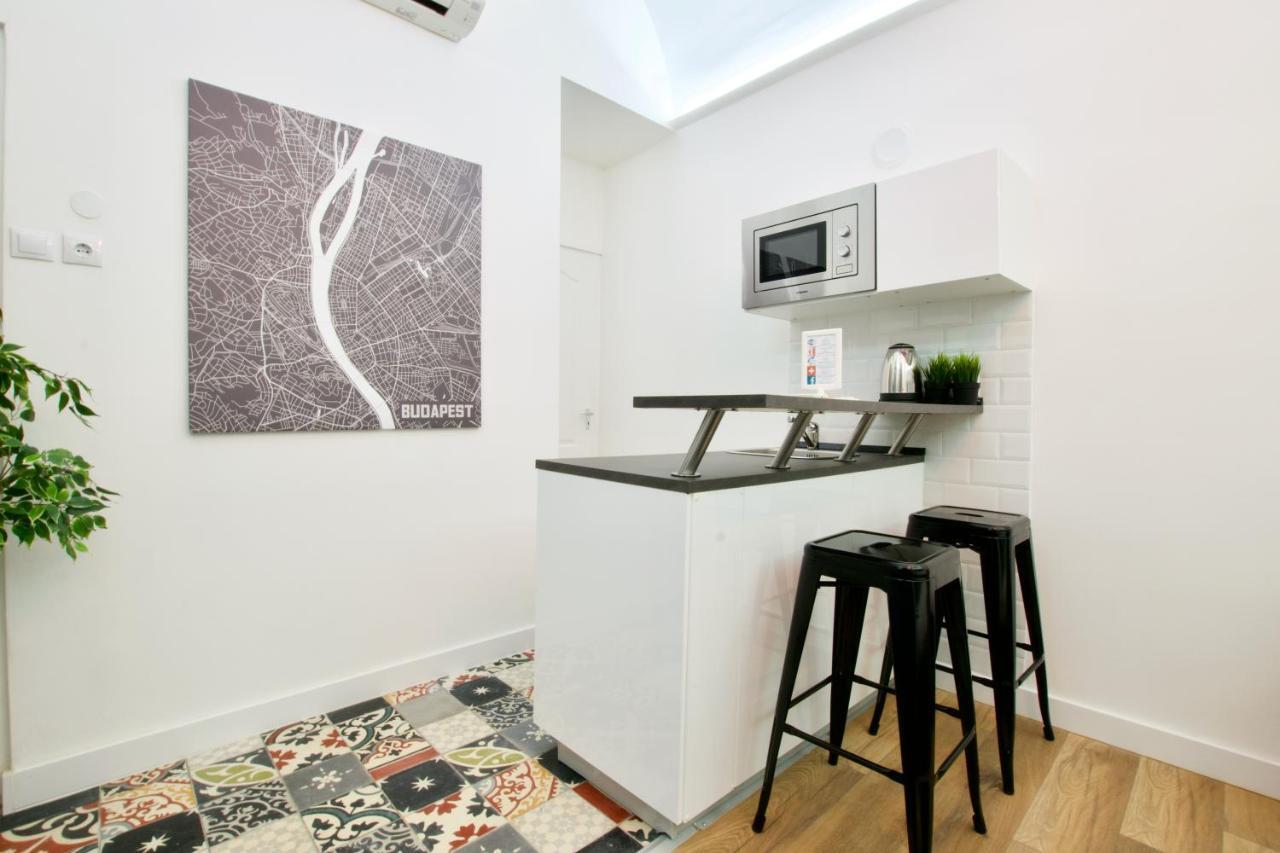 Standard Apartment By Hi5 - Nagysandor Street Boedapest Buitenkant foto